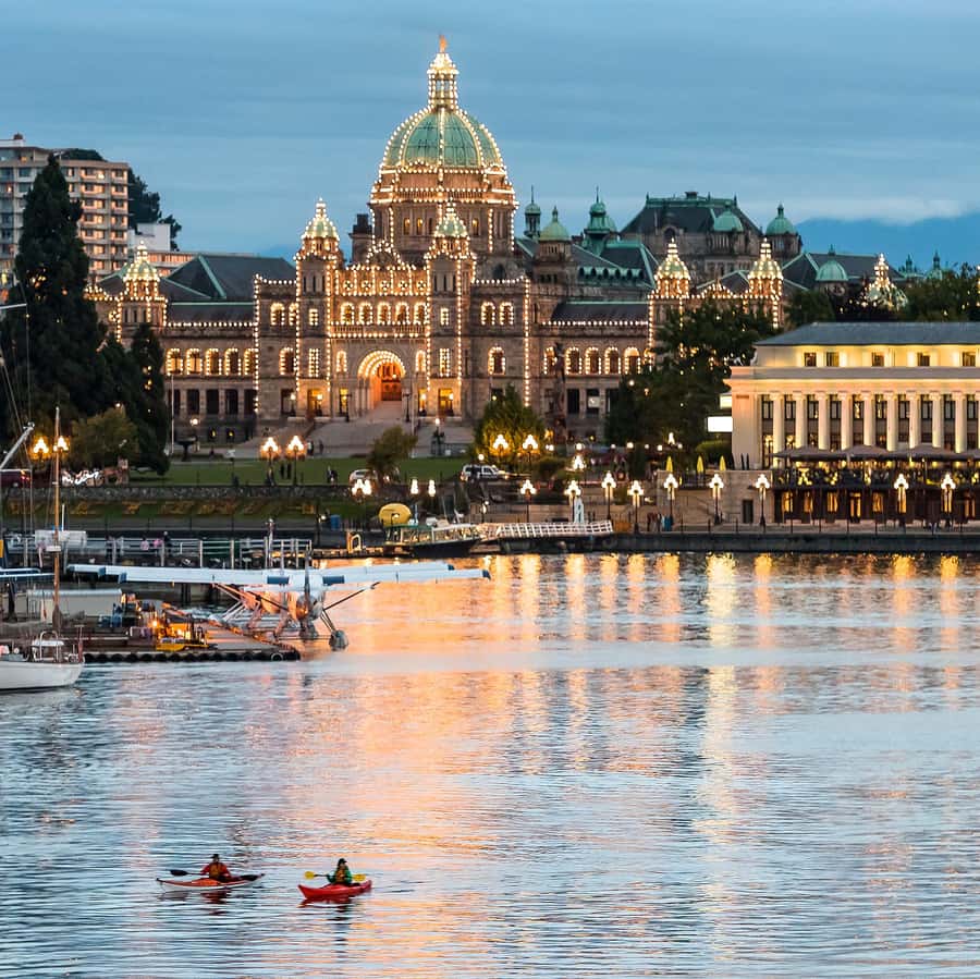 Seattle: Victoria, BC Round-Trip Ferry Tour - Key points to know before booking