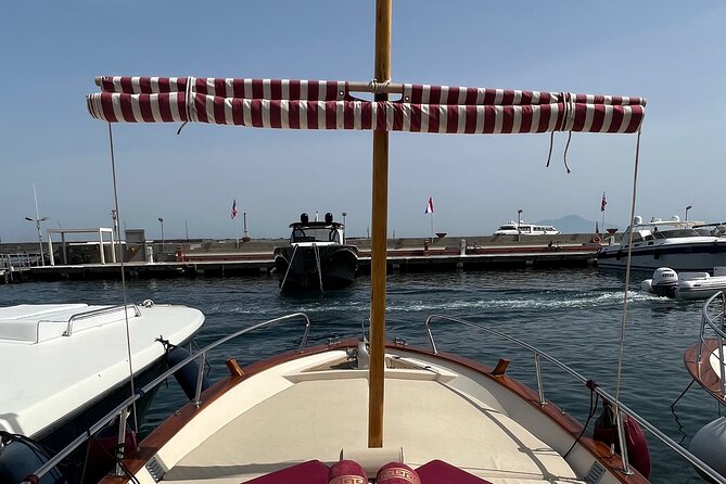Selfie at Faraglioni, Water Taxi, Transfers in Capri! - My final take on the Faraglioni selfie ride
