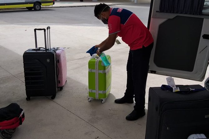 Shared transfer R/T VAN Apto-Muelle Ferry Isla Mujeres-Apto C/ Tickets Ferry - The booking warning you should take seriously
