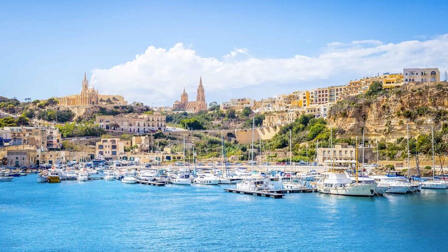 Sliema/St. Paul's: Gozo, Comino & Blue Lagoon Ferry Cruise - The crossing from Gozo to Comino