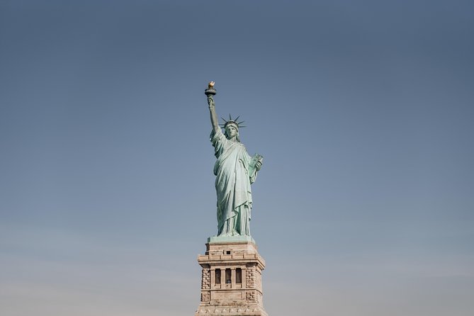 Statue of Liberty and Ellis Island Guided Tour with Ferry - The ferry ride gives you New York from the water
