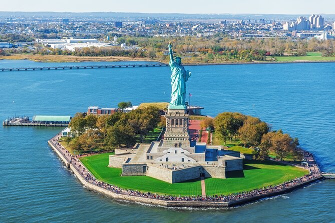 Statue of Liberty & Ellis Island Guided Tour with Ferry Transfers - The ferry ride and New York Harbor views