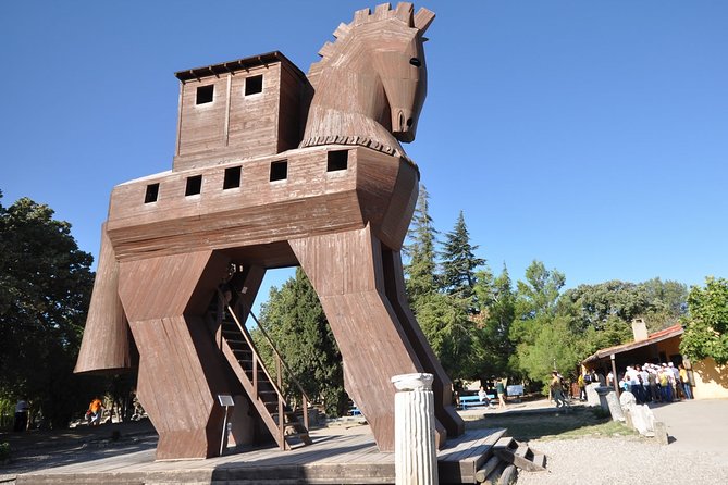 Troy Full-Day Guided Tour incl. Transfer, Ferry Tickets w/Lunch - Museum time and the limits of the schedule