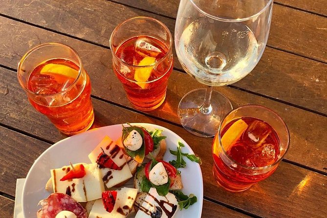 Venice Through a Local’s Eyes: Private Water Taxi & Walking Tour - Wine, cicchetti, and a taste of local life