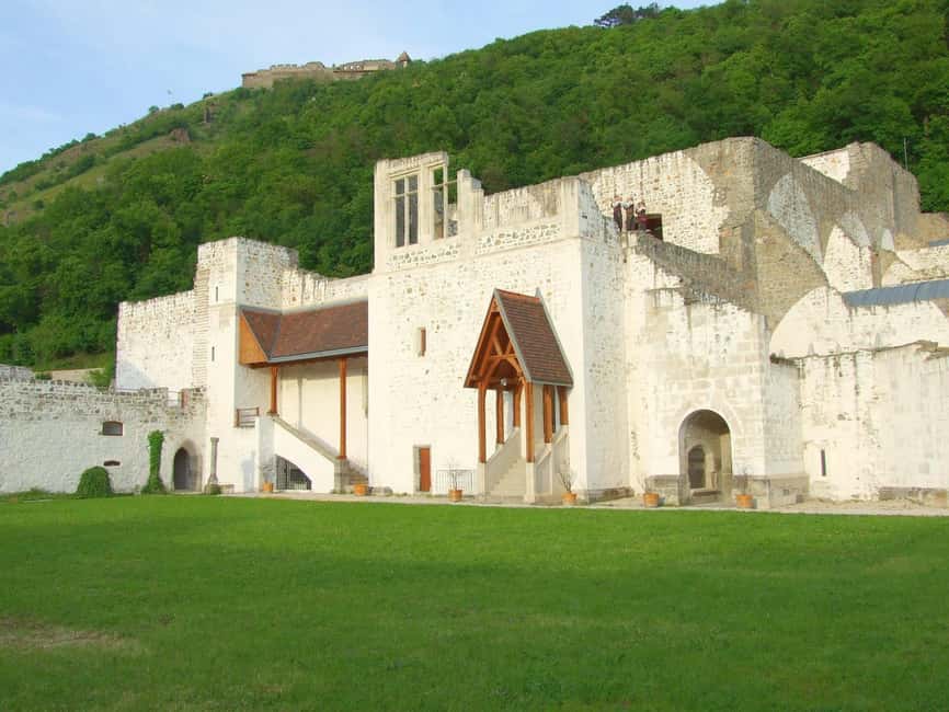 Visegrád Hike & Castle Tour with Ferry from Budapest - Crossing the Danube by ferry