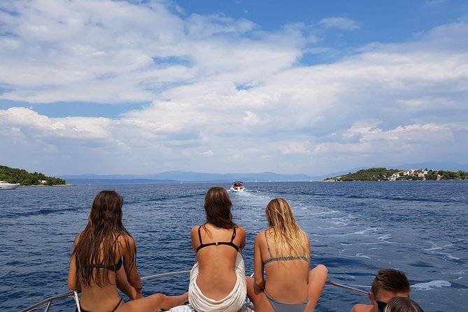 Water Taxi Ride from Split Airport to Hvar - Booking timing and cancellation rules