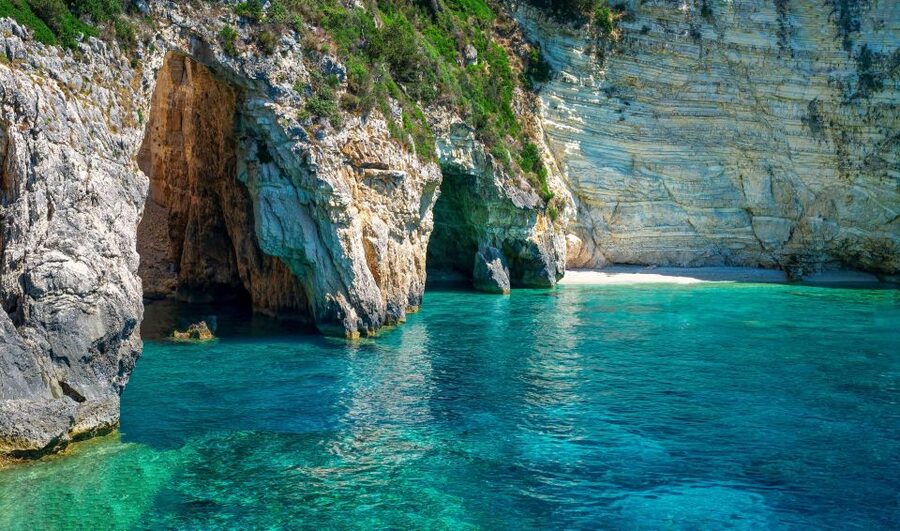 Zakynthos: Shipwreck Bay by fast boat - Small Group - Swimming stops and lunch onboard
