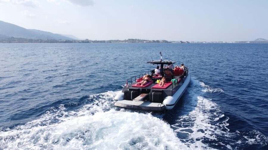 Zakynthos: Shipwreck Bay by fast boat - Small Group - What the $113 price gives you